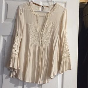 Cream Alrard State Top. Size medium.